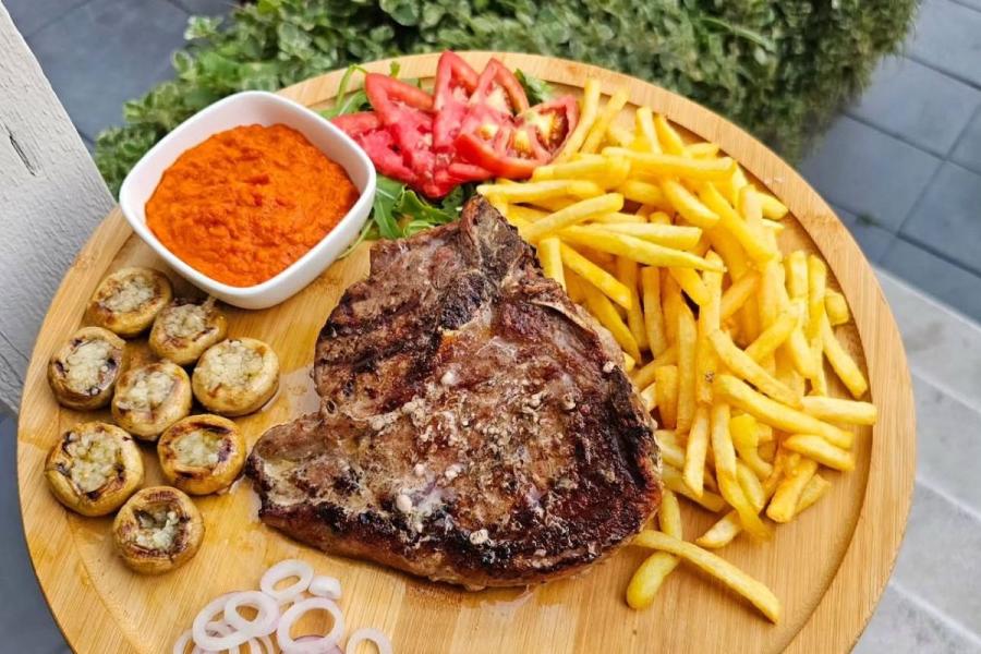 where to eat in drage